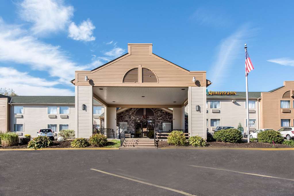 Quality Inn & Suites New Castle Exterior foto